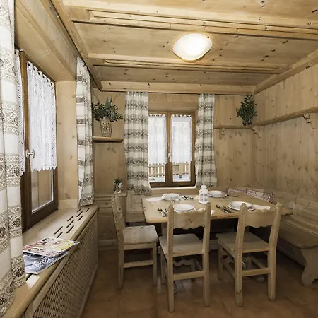 Cusini Saroch ליביניו